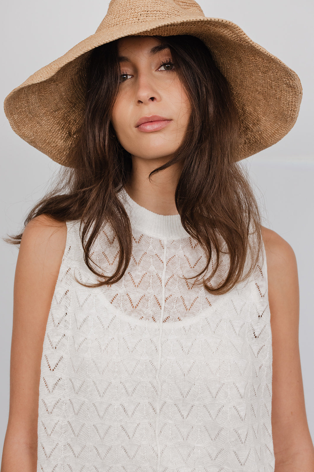 Martha linen knit Scallop top