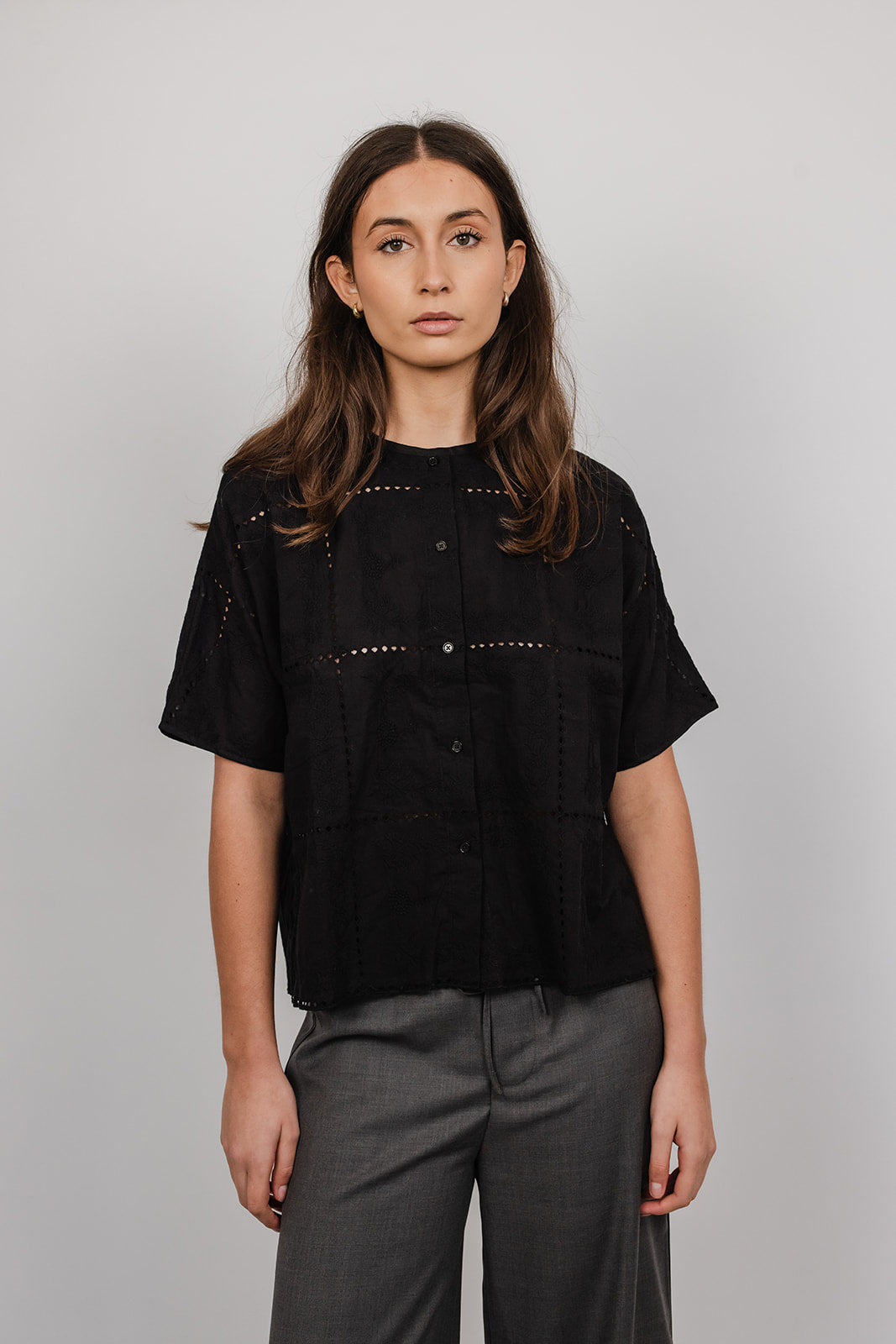 Sofia embroidery anglais Top