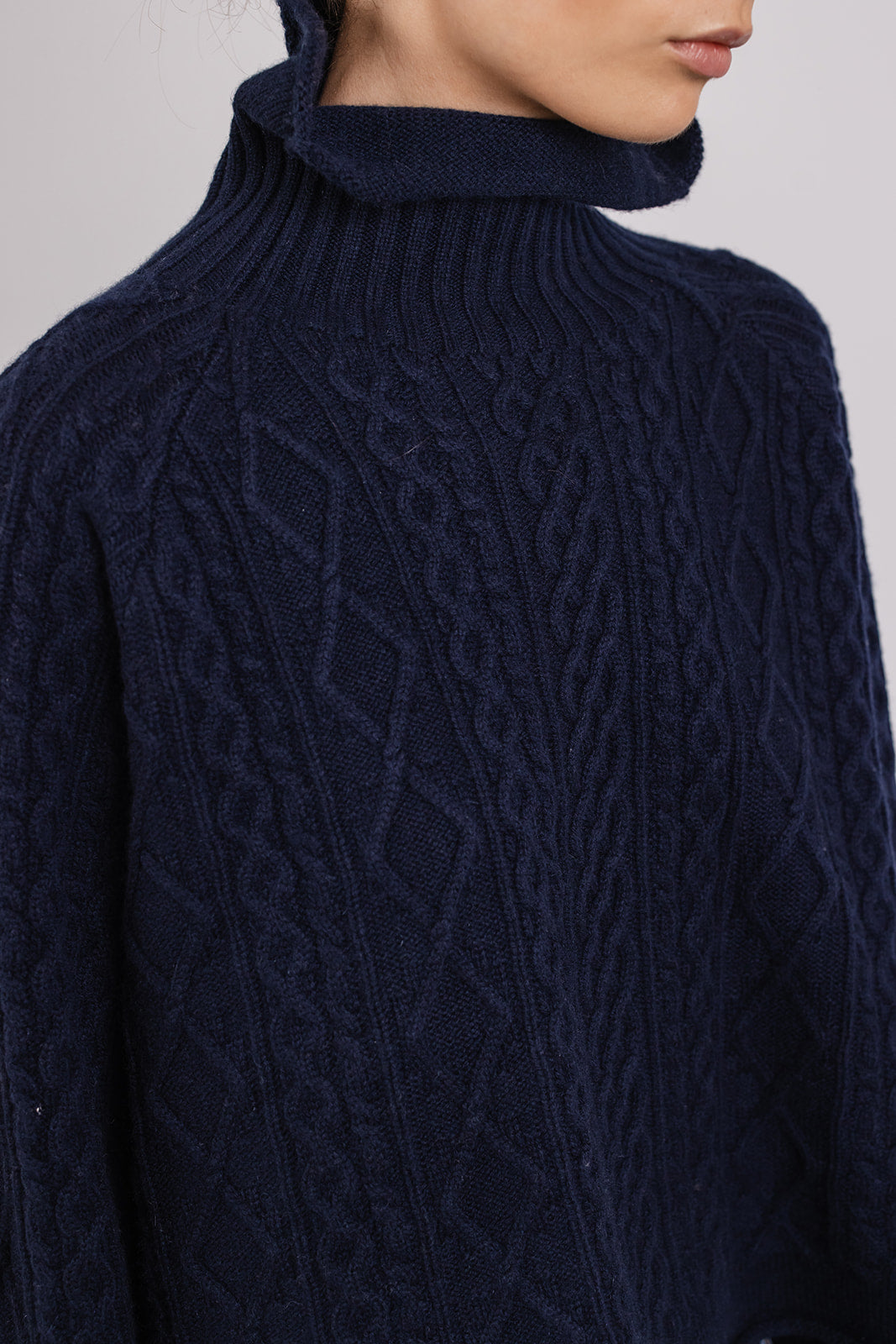 Oliver cashmere and wool cable knit