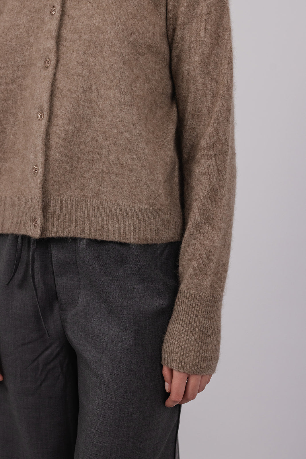 Otis Cardigan in Brushed Cashmere