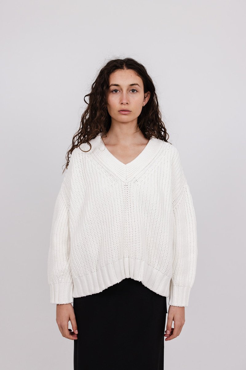 #color_off-white