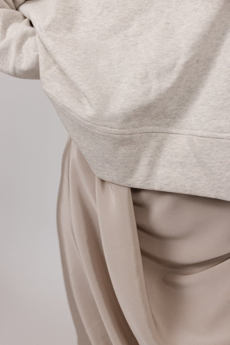 #color_pale grey