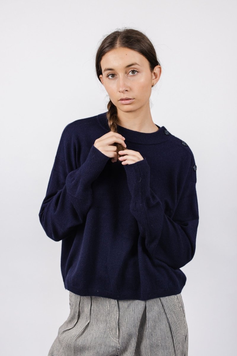 #color_navy