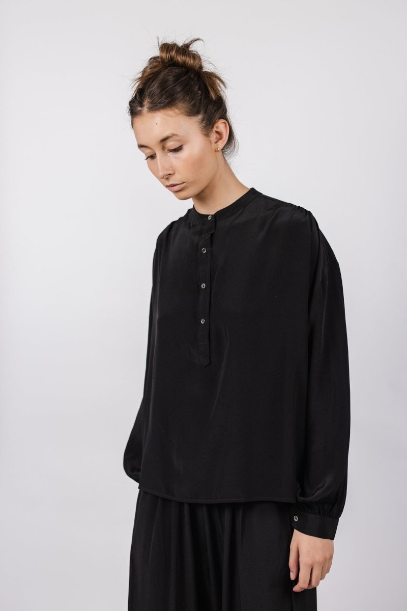 #color_black