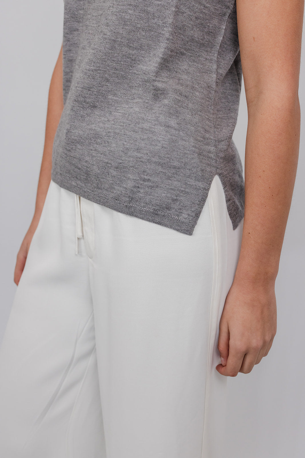 Annie 16gg cashmere Singlet