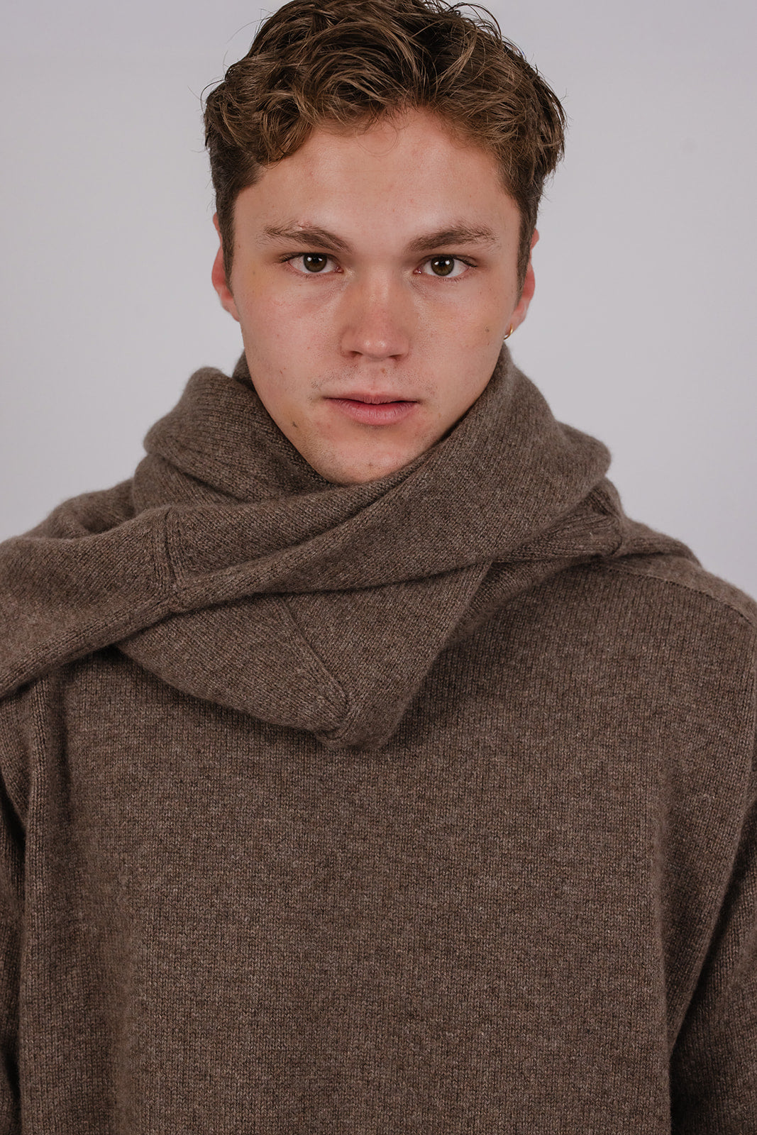 Colin premium 5gg cashmere knit for men