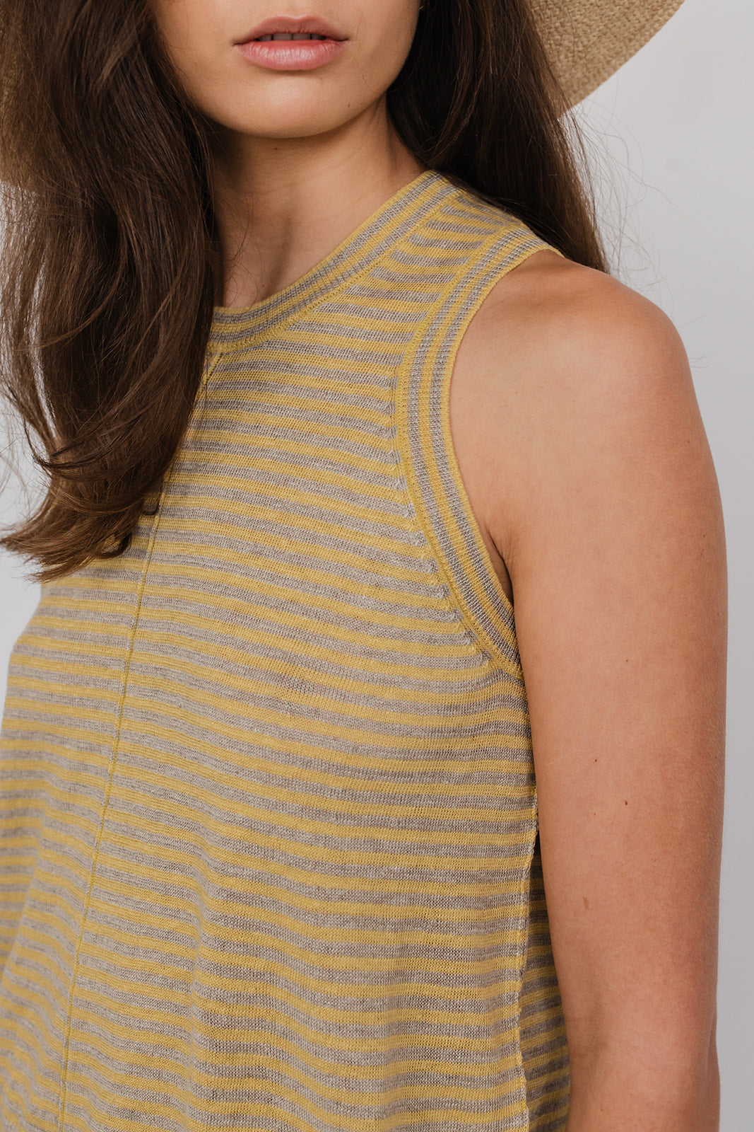 Clem linen knit Vest in Stripe